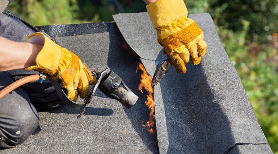 Professional residential roofers in Moulton, AL